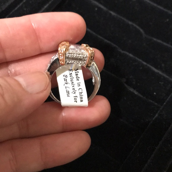 Jewels by Park Lane Gorgeous ring size 8 - Picture 6 of 6